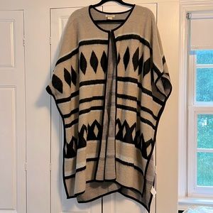 Lucky Brand poncho